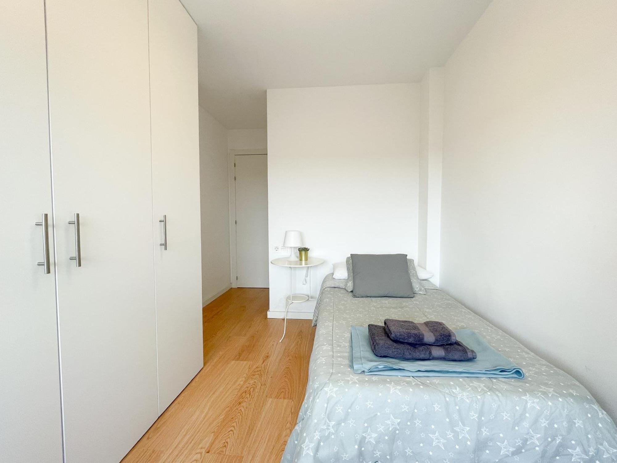 Moderno Apartamento Plz De La Merced Малага Екстер'єр фото
