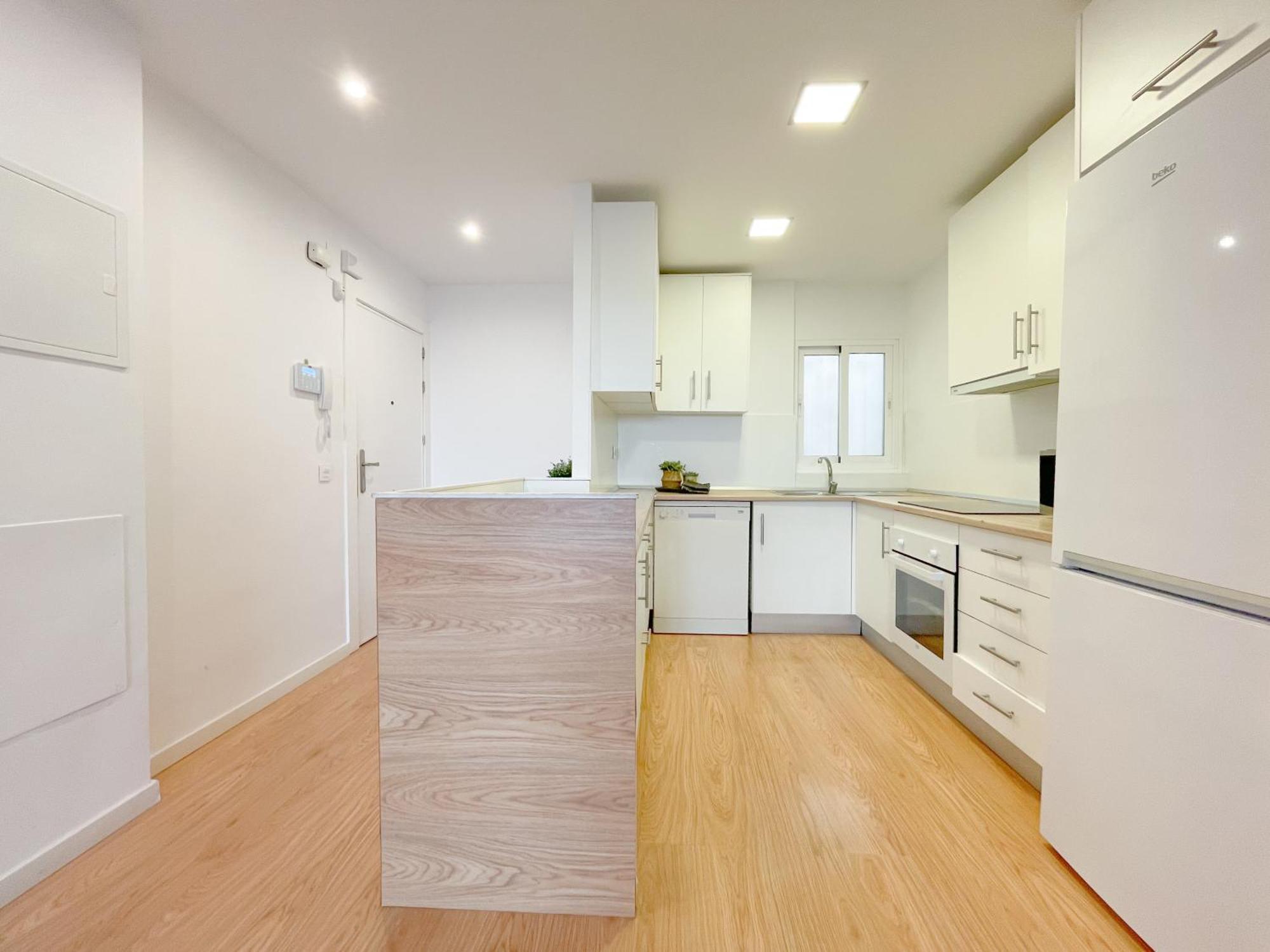 Moderno Apartamento Plz De La Merced Малага Екстер'єр фото
