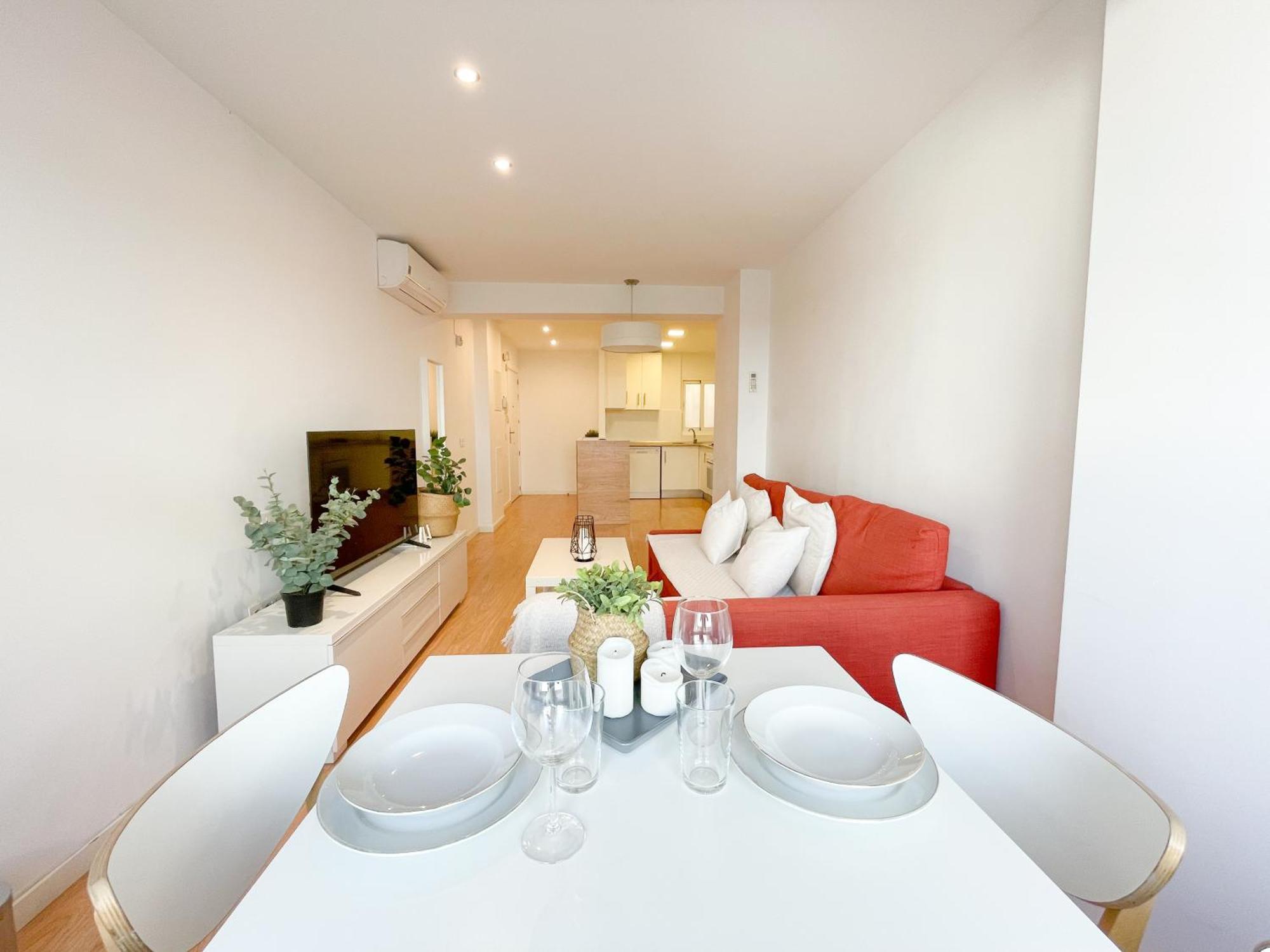 Moderno Apartamento Plz De La Merced Малага Екстер'єр фото