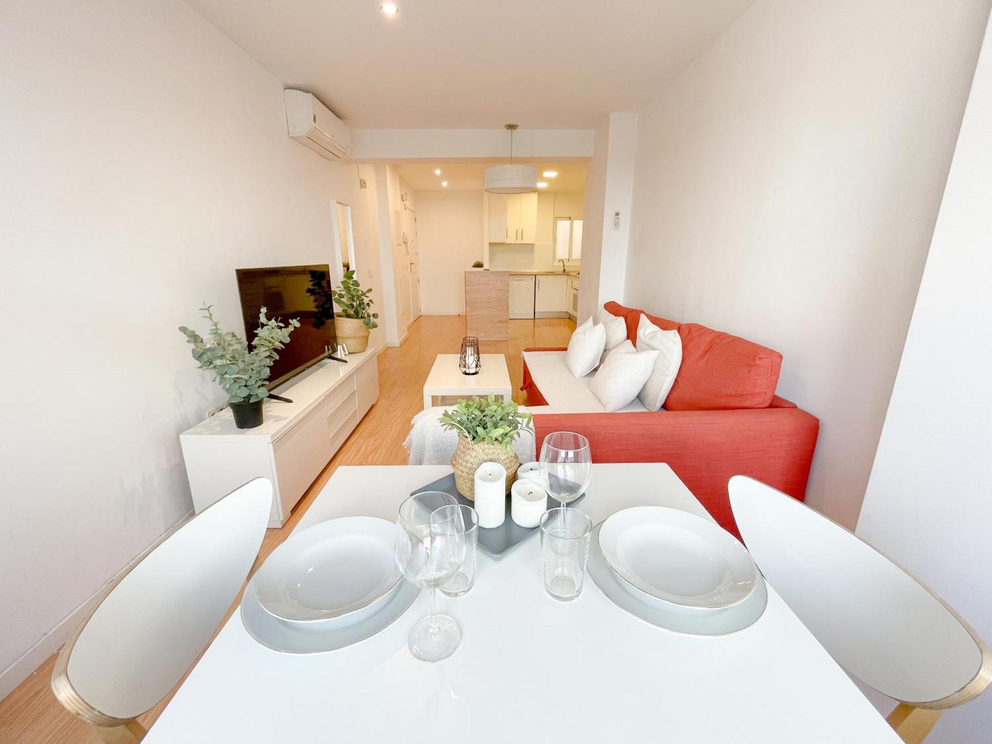 Moderno Apartamento Plz De La Merced Малага Екстер'єр фото